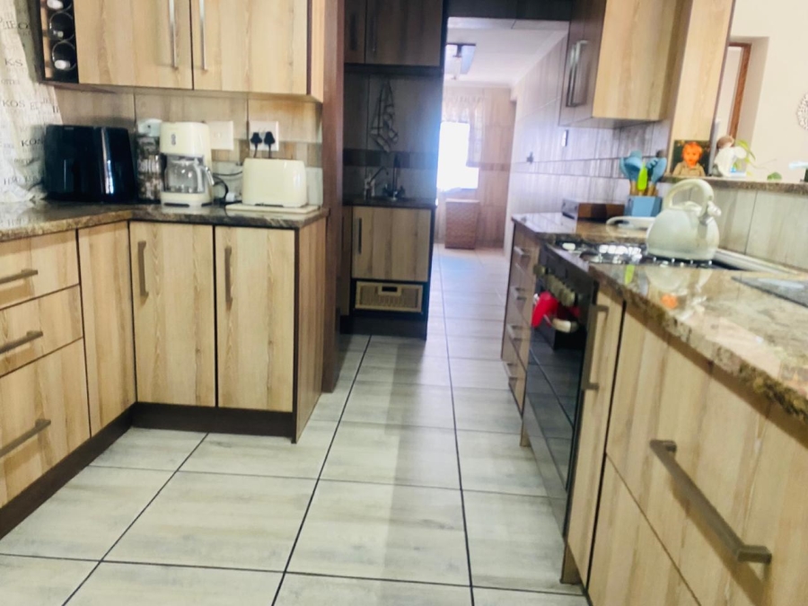 4 Bedroom Property for Sale in Sasolburg Ext 11 Free State